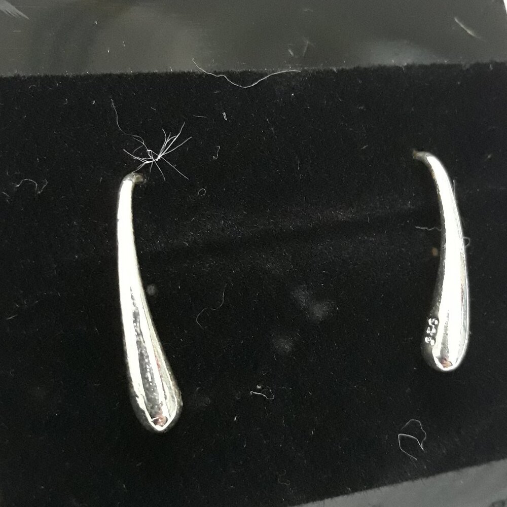 S925 Elegant Silver Earrings NEW